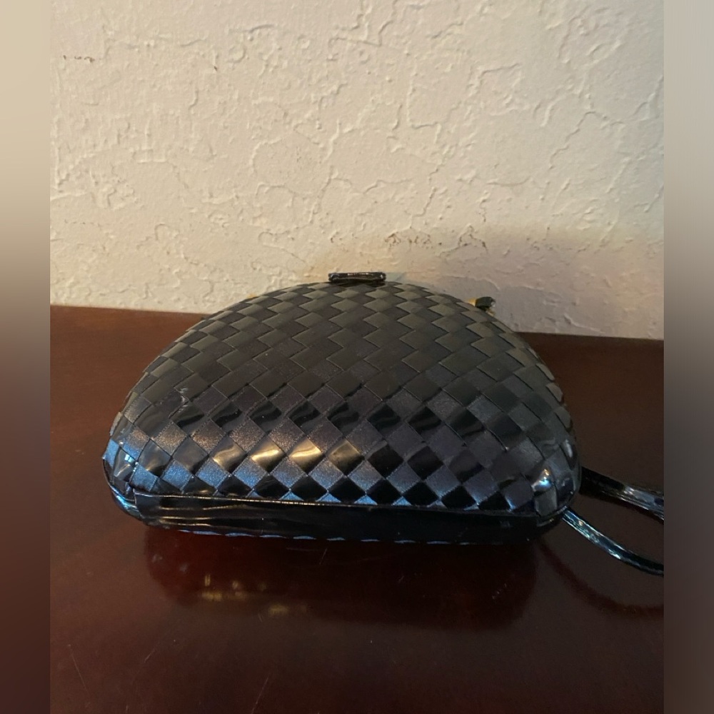 Vintage 1980's Small Black Woven Patent Leather Clutch Box Bag Crossbody Strap - Picture 5 of 10